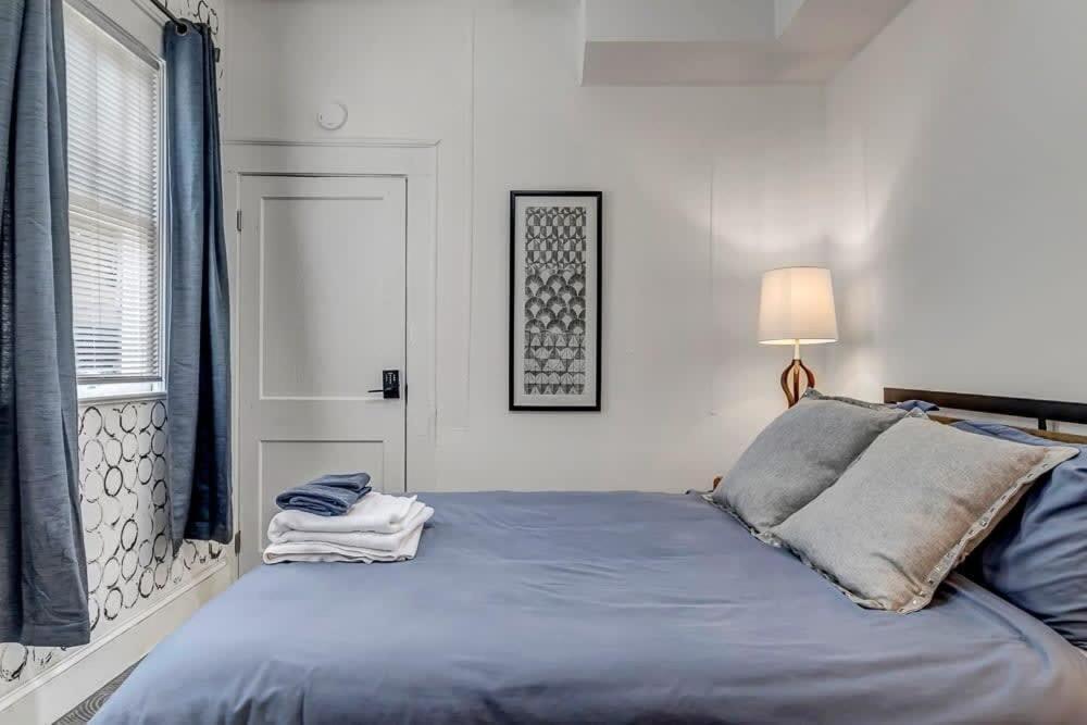 Contemporary Apartment - 5 Min To Tiaa Bank Field! Jacksonville Exterior photo