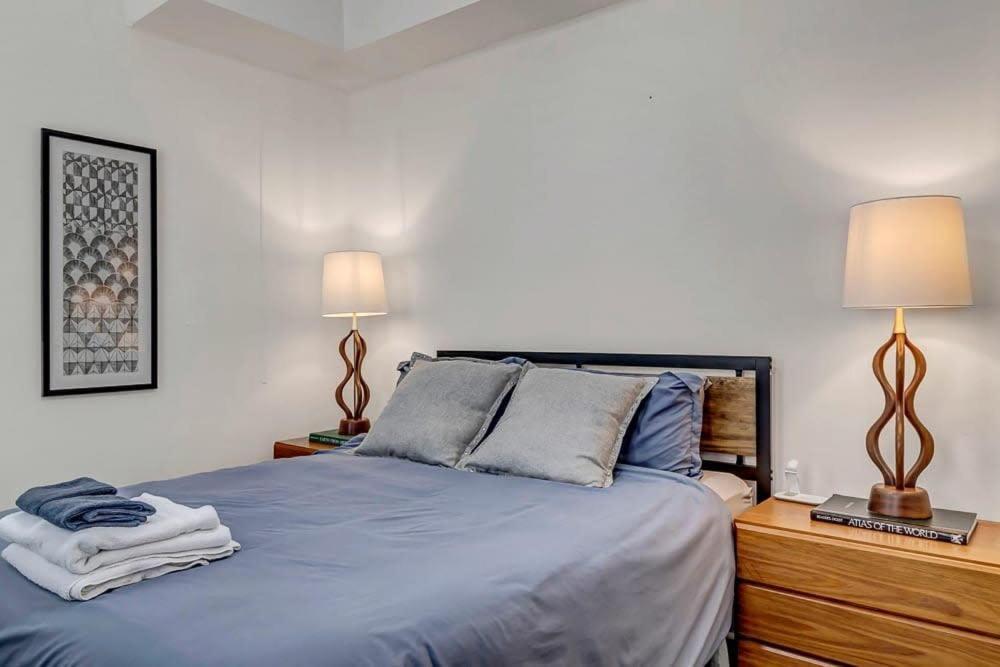 Contemporary Apartment - 5 Min To Tiaa Bank Field! Jacksonville Exterior photo